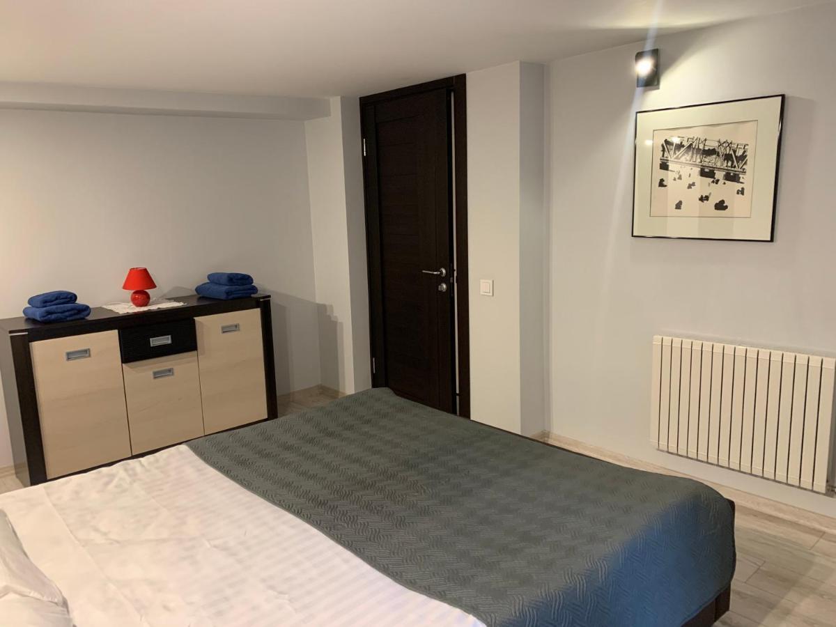 Modern-Style Flat 2 Appartement Riga Buitenkant foto