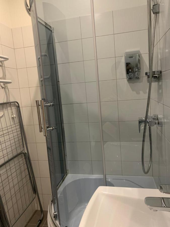 Modern-Style Flat 2 Appartement Riga Buitenkant foto